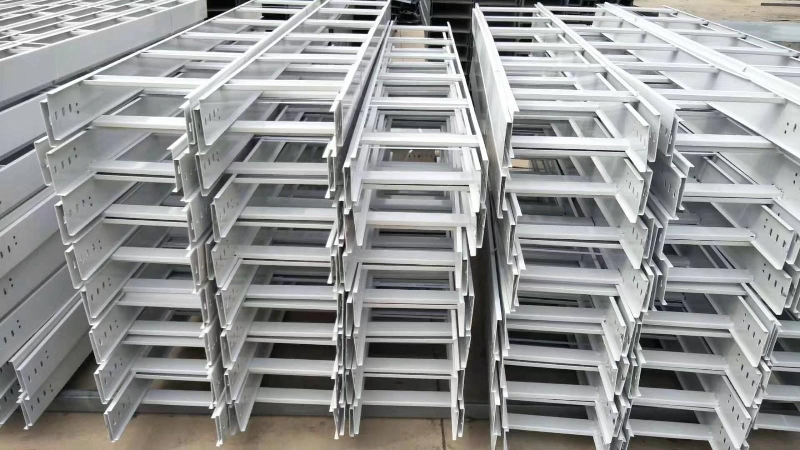 Spray plastic cable tray